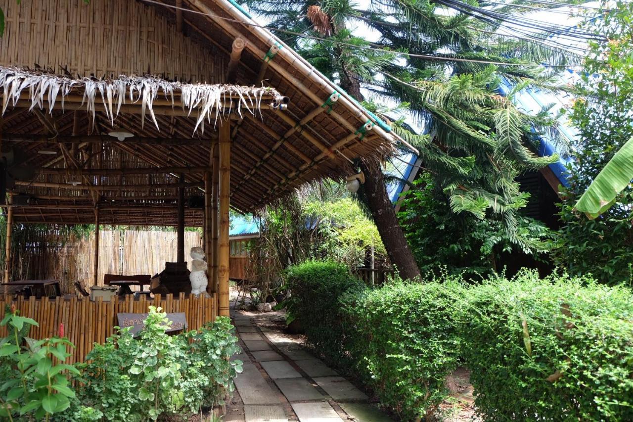 Ruennamyen Resort Amphawa Samut Songkhram Eksteriør bilde