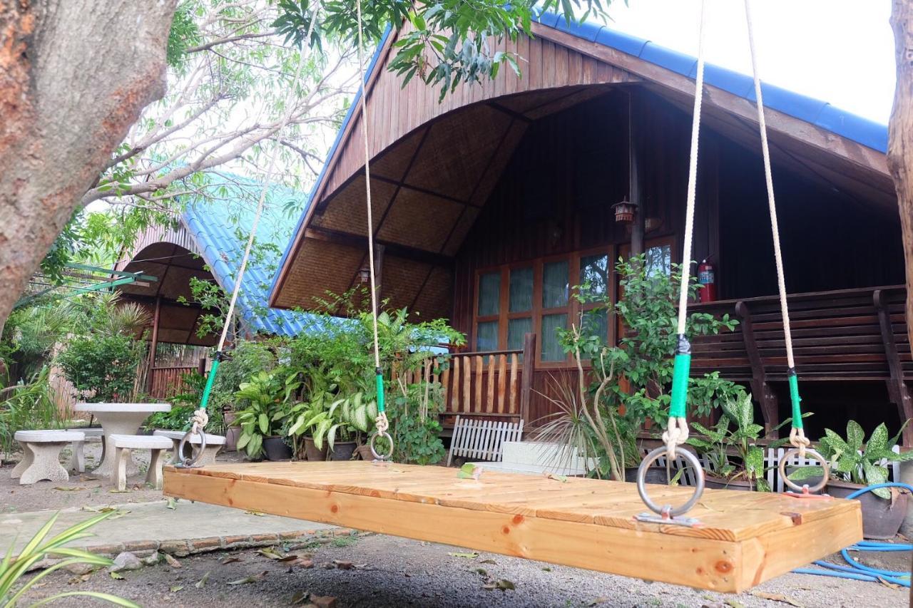 Ruennamyen Resort Amphawa Samut Songkhram Eksteriør bilde
