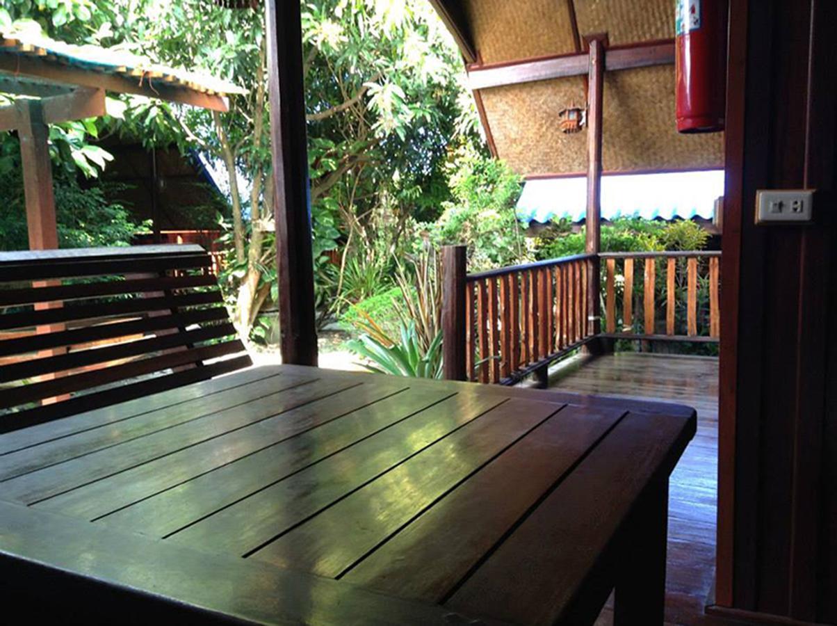 Ruennamyen Resort Amphawa Samut Songkhram Eksteriør bilde