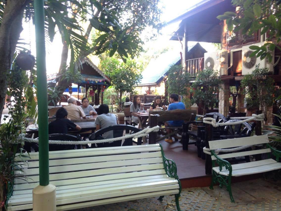 Ruennamyen Resort Amphawa Samut Songkhram Eksteriør bilde