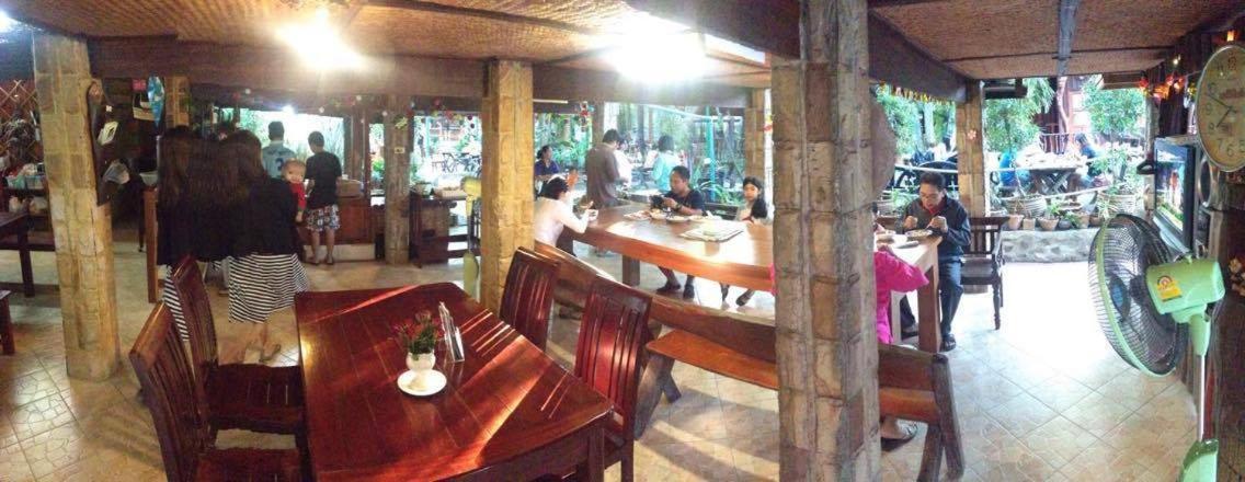 Ruennamyen Resort Amphawa Samut Songkhram Eksteriør bilde