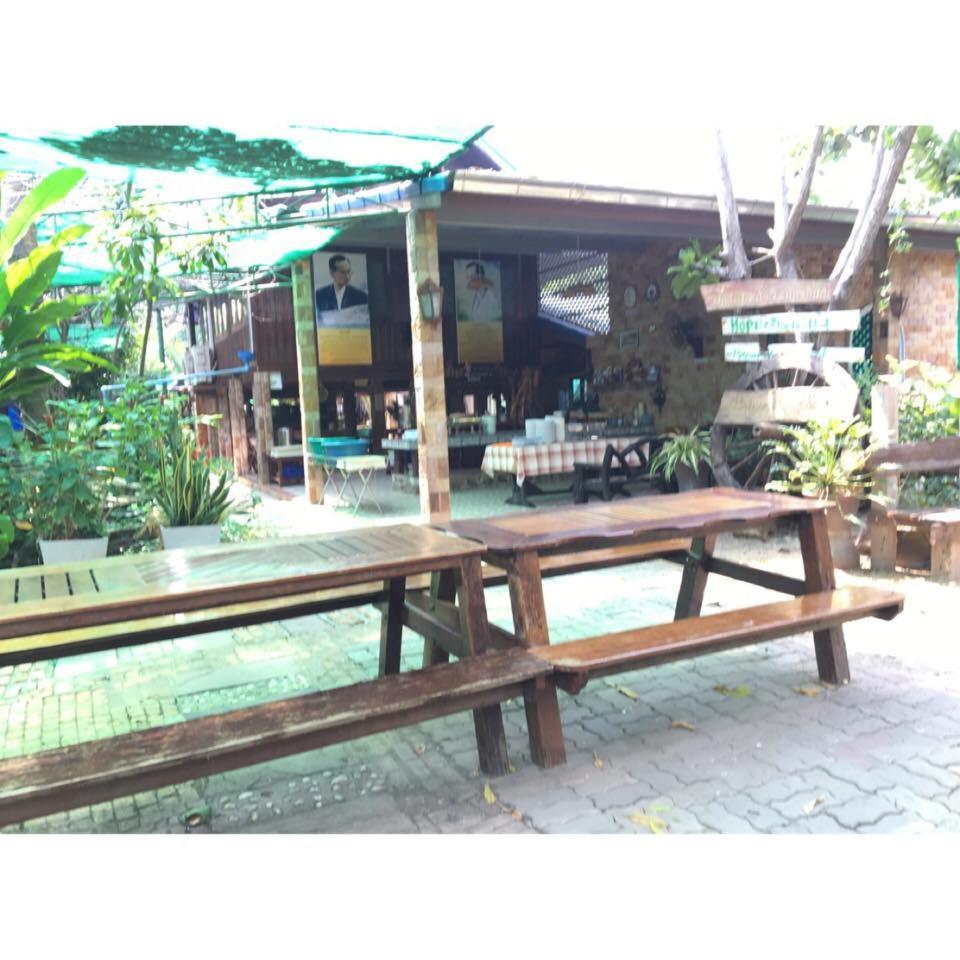 Ruennamyen Resort Amphawa Samut Songkhram Eksteriør bilde